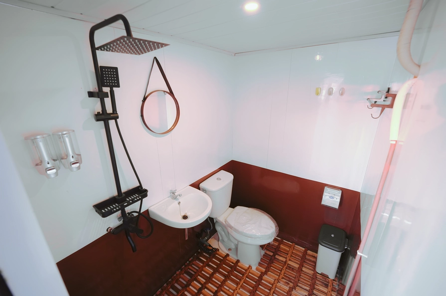 Master Cabin 1