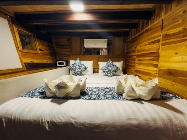 Deluxe Cabin 1
