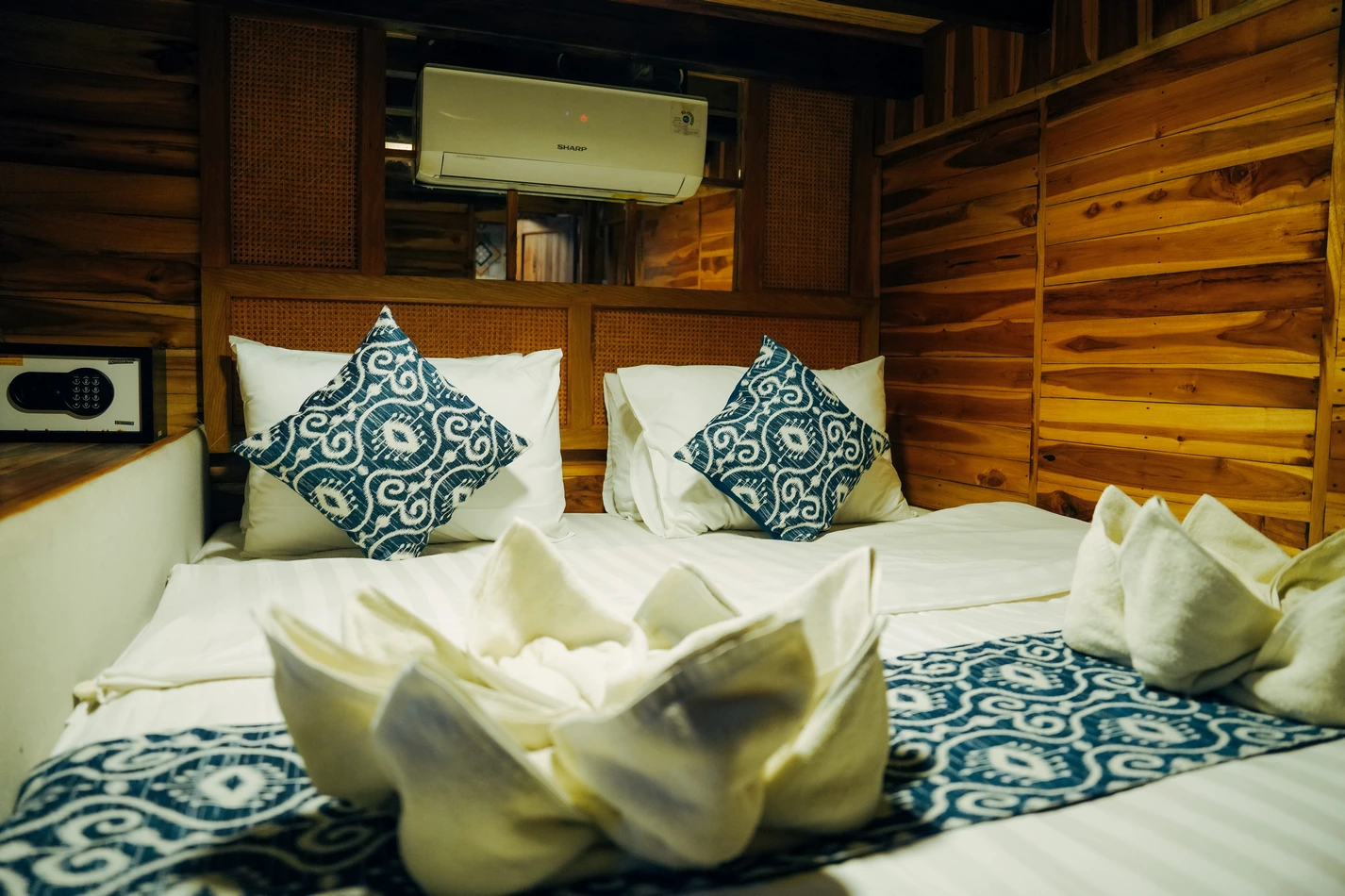 Deluxe Cabin 1