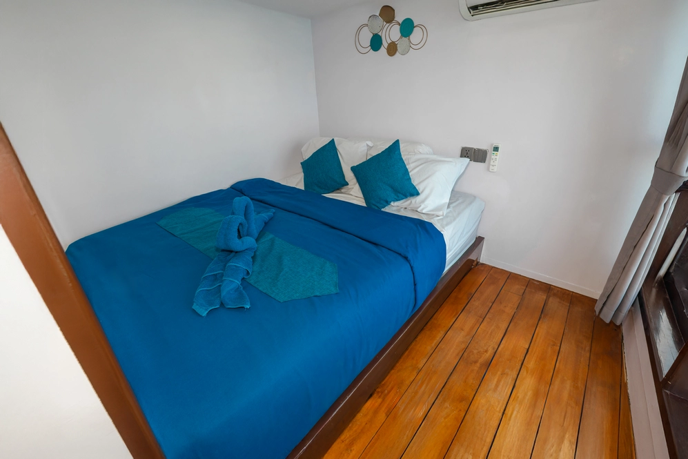 Deluxe Cabin 2