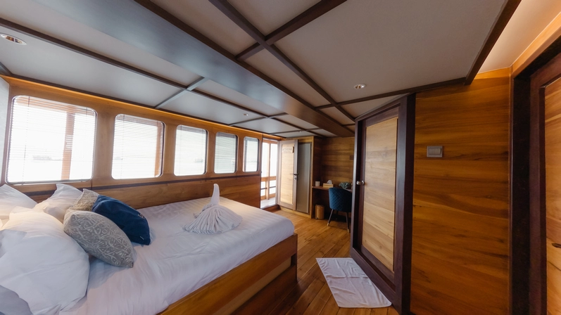Osaka Cabin