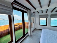 Hanoman Cabin