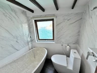 Hanoman Cabin