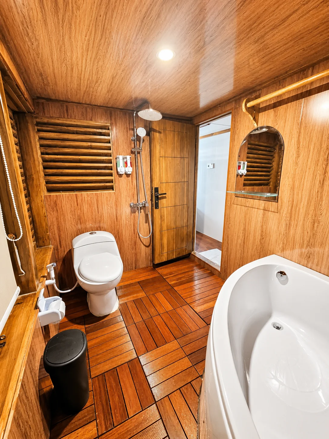 Master Cabin 2