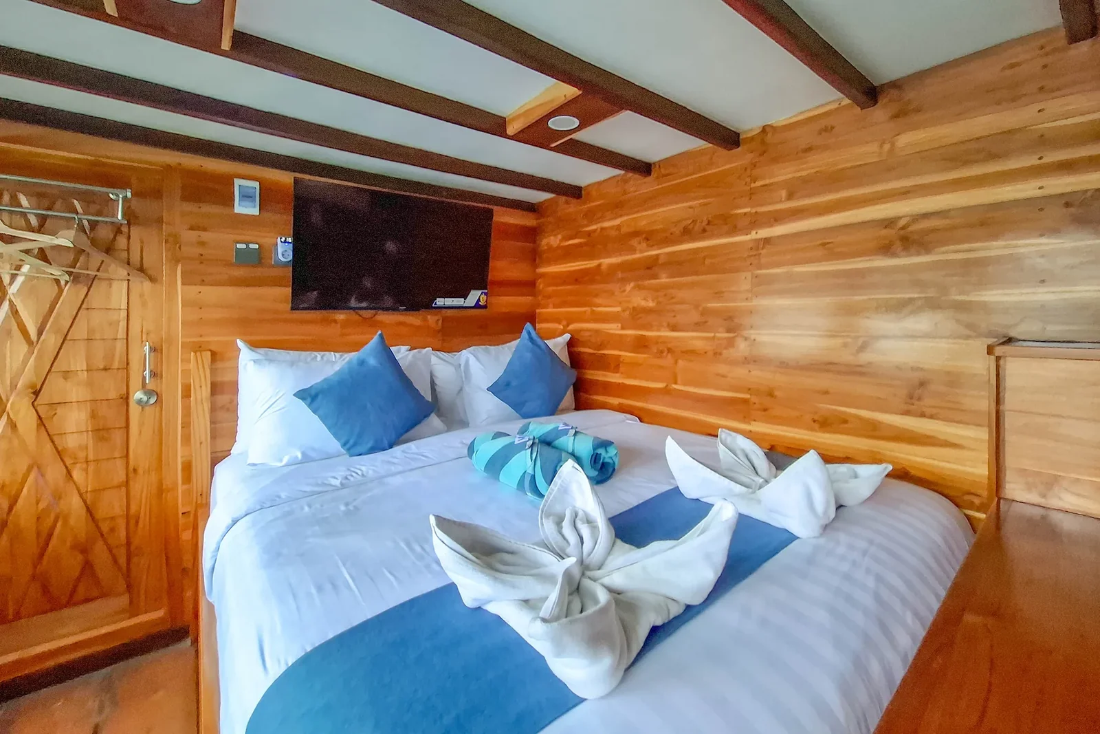 Deluxe Cabin