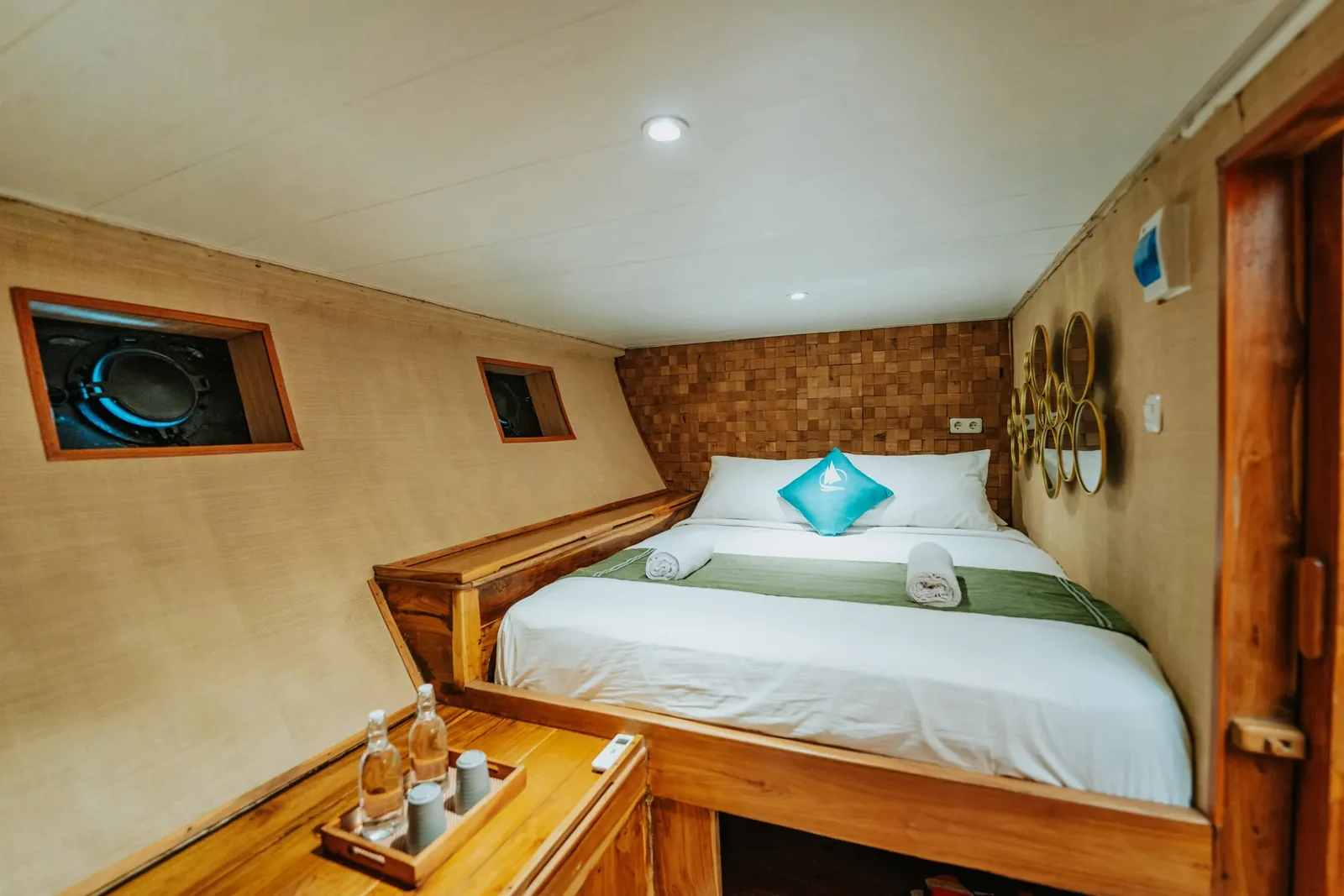 Ruby Cabin