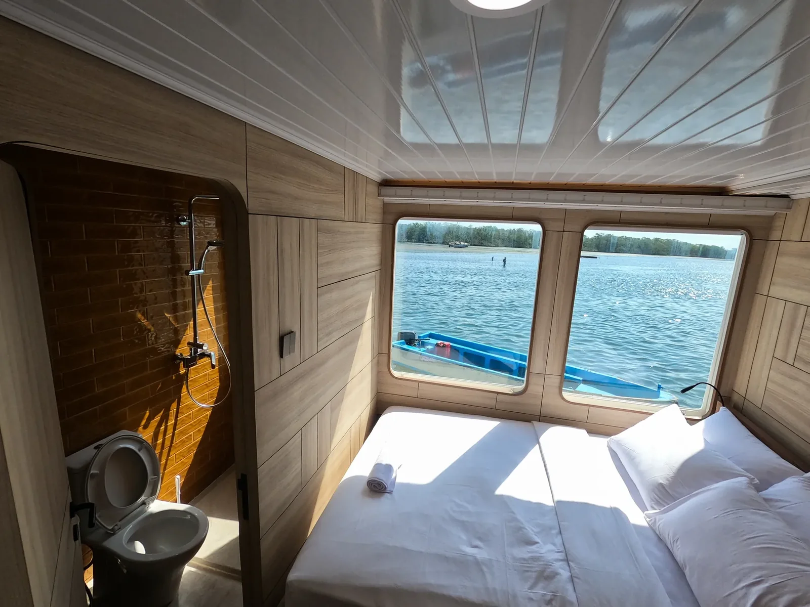 Lamalera Cabin