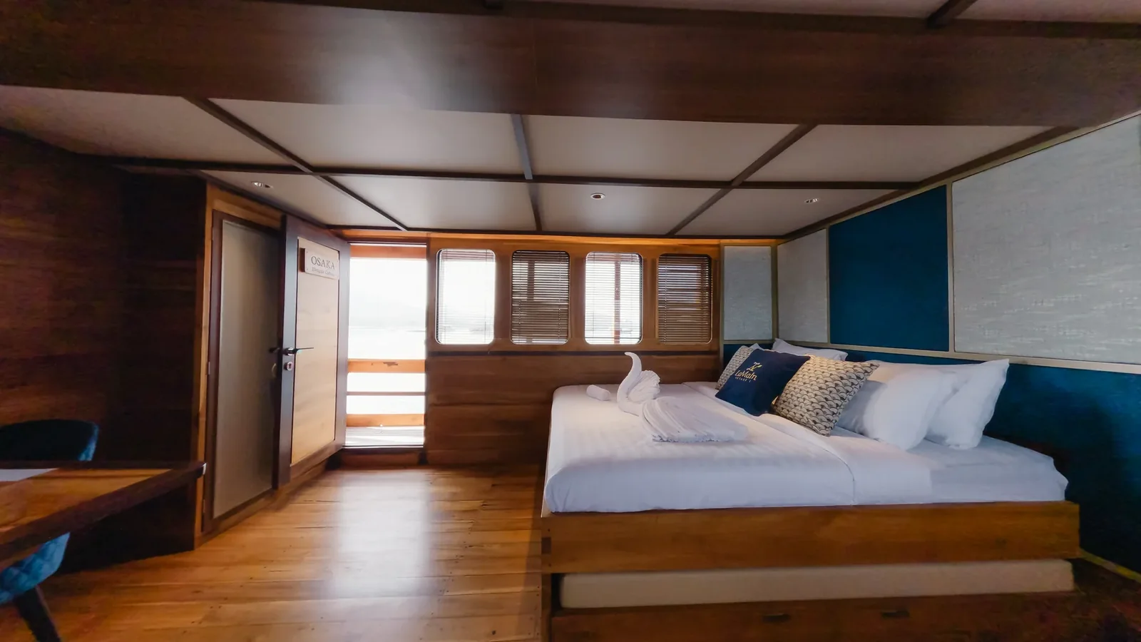 Osaka Cabin