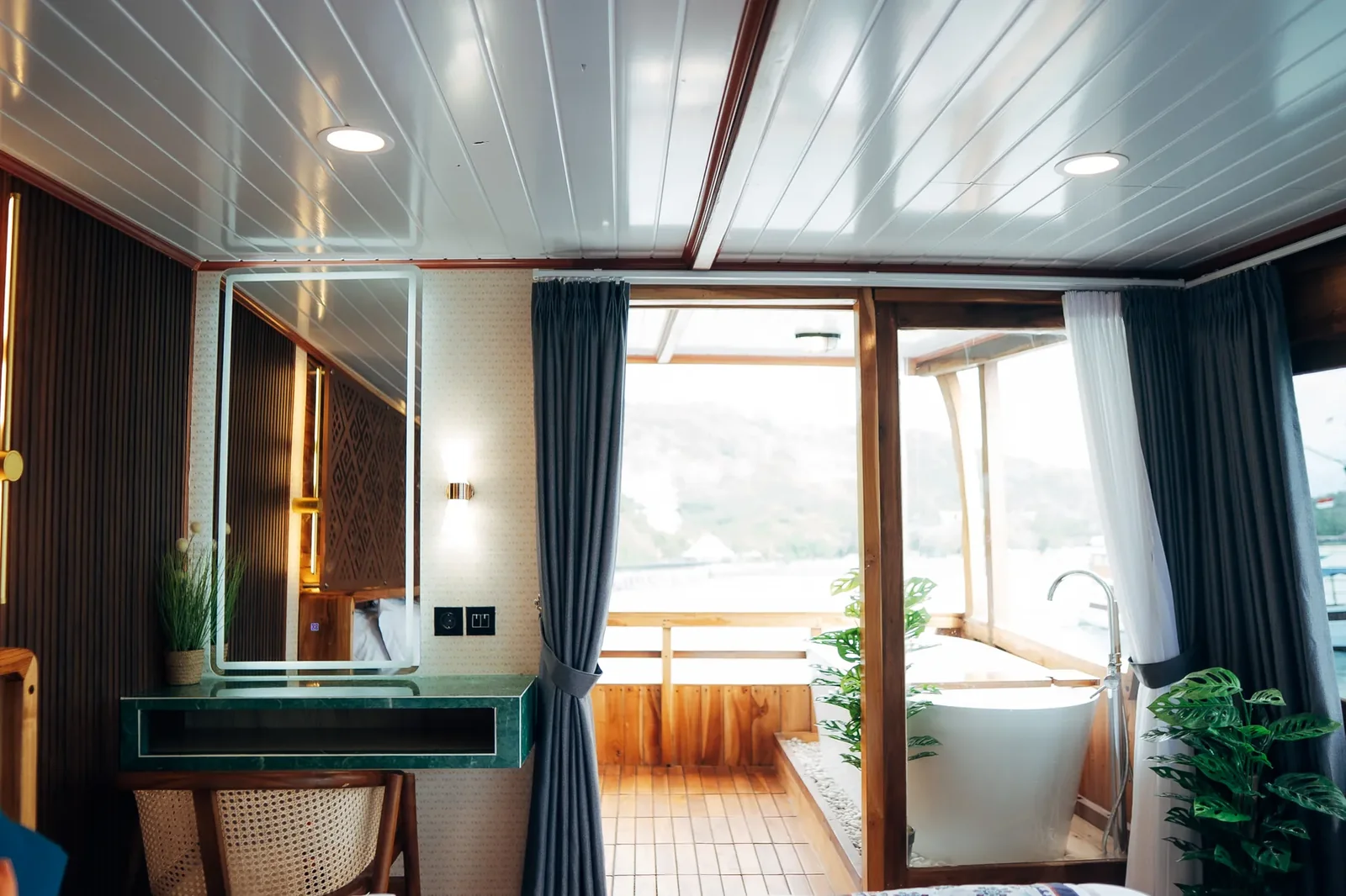 Tanaberu Cabin