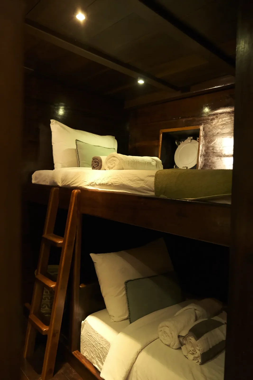Deluxe Cabin 2