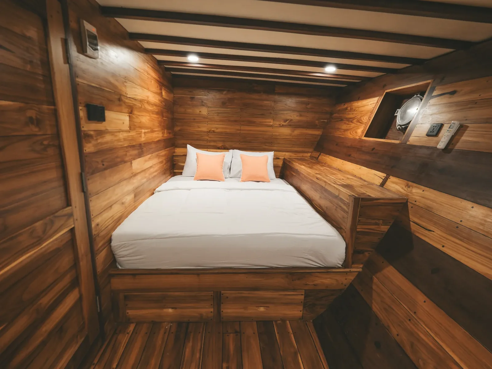 Aruna Cabin