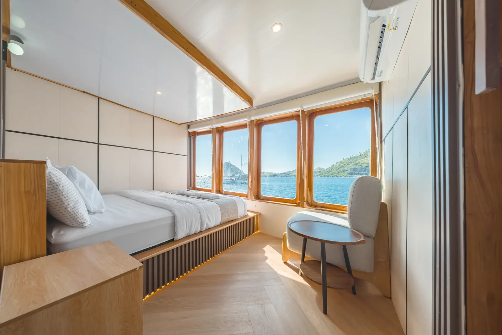 Deluxe Cabin
