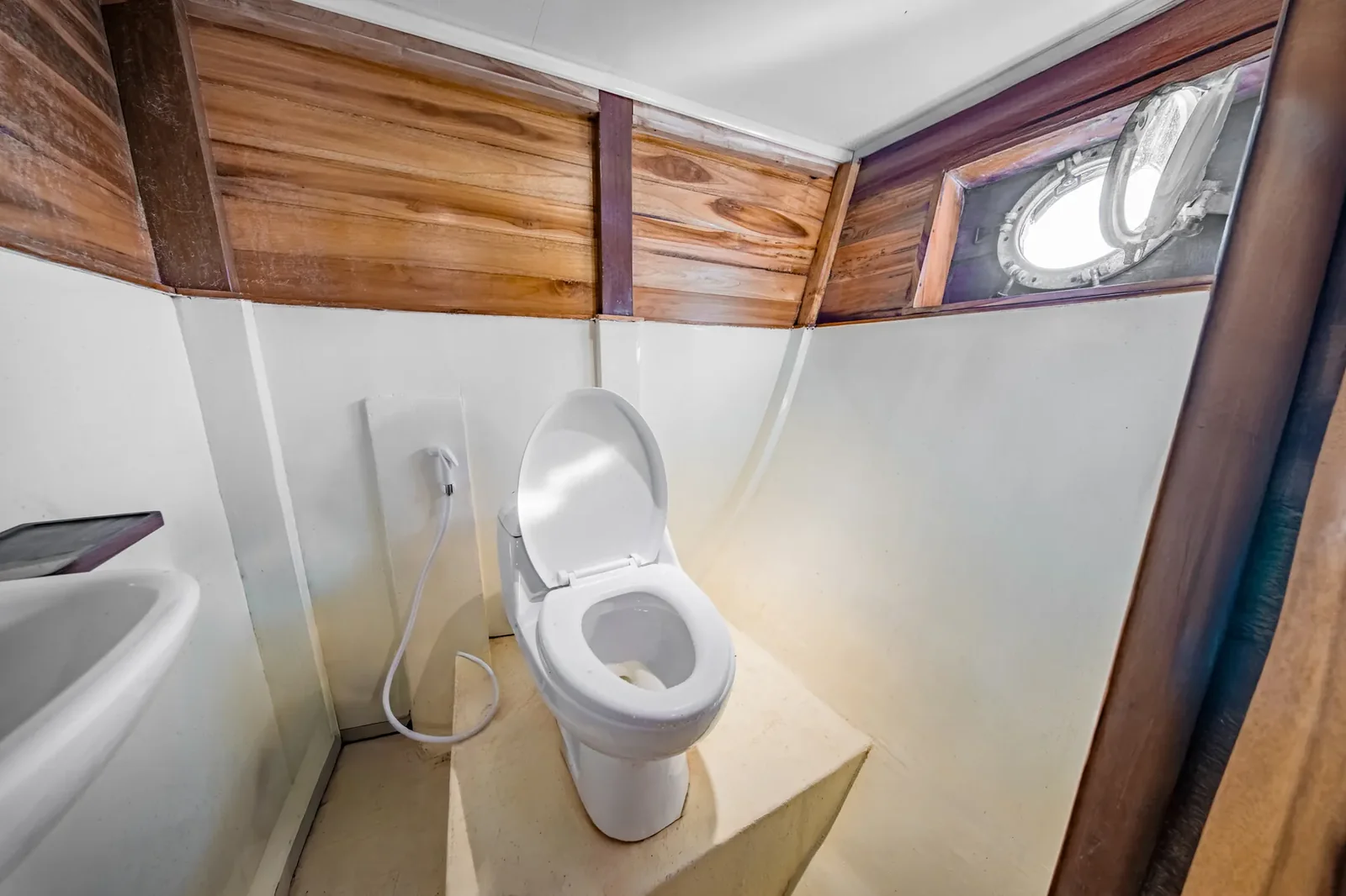 Shared Cabin