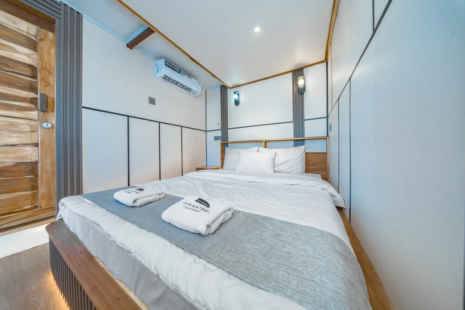 Superior Cabin