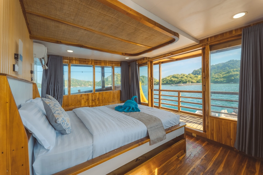 Family Ocean Cabin
