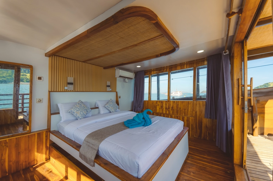 Family Ocean Cabin