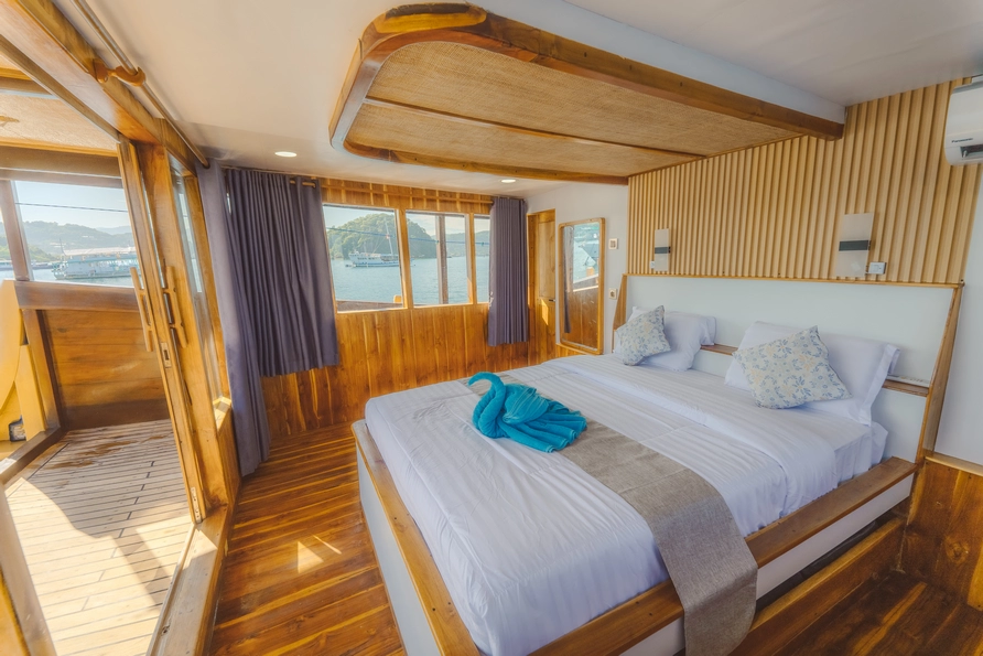 Family Ocean Cabin
