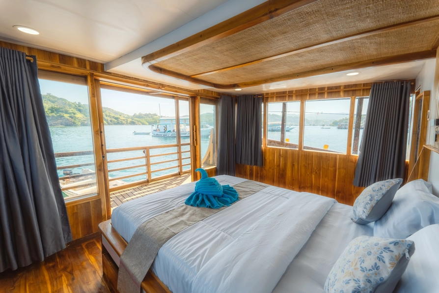 Family Ocean Cabin