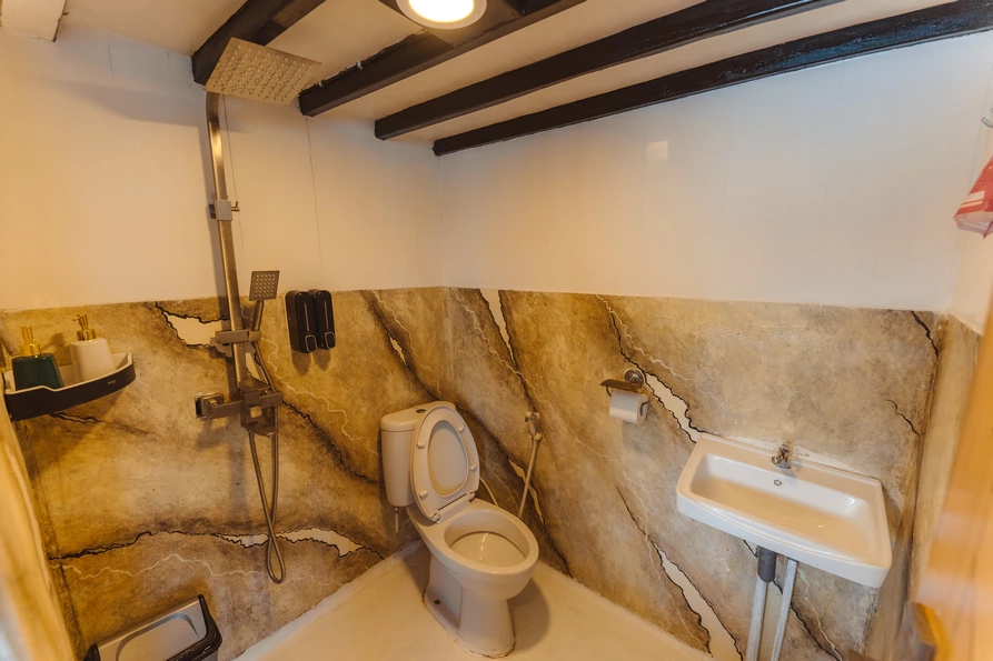 Master Cabin 1