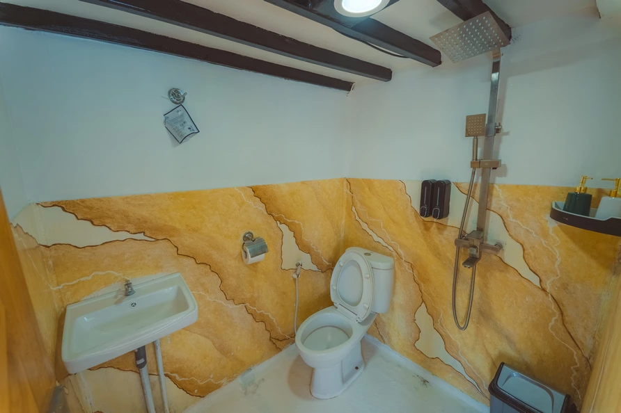Master Cabin 2