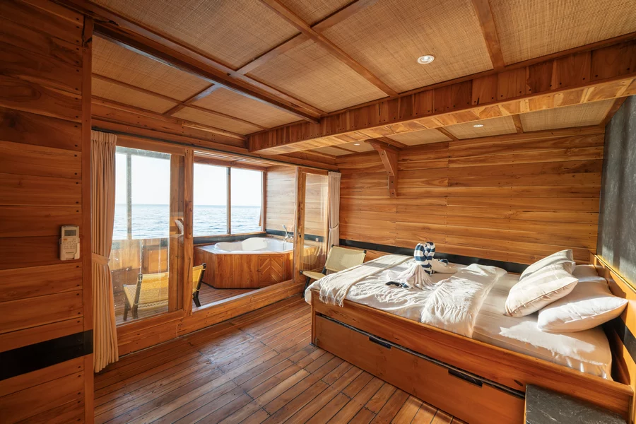 Master Cabin 2