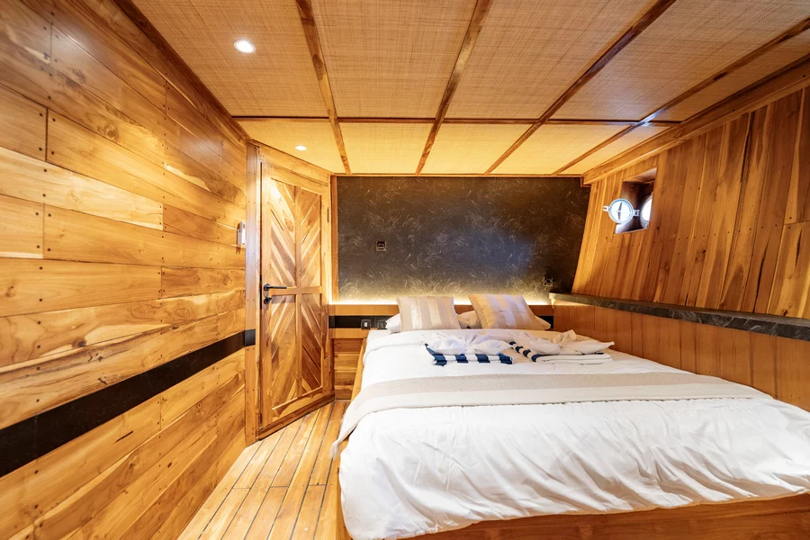 Superior Cabin 2