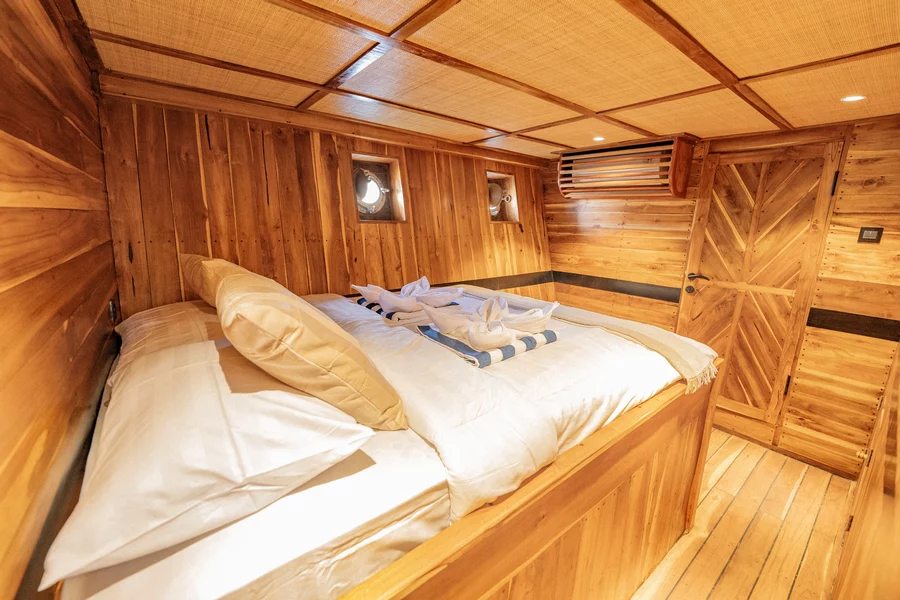 Superior Cabin 2