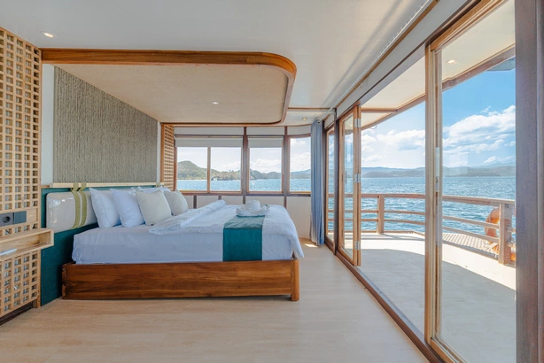 Royal Master Cabin