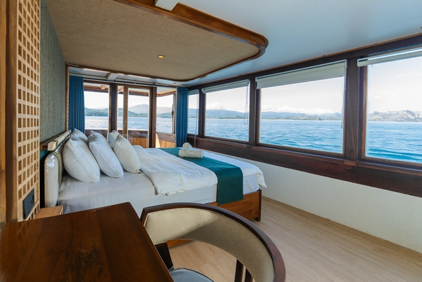 Signature Cabin 2