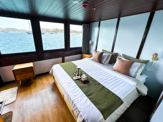 Deluxe Cabin 3