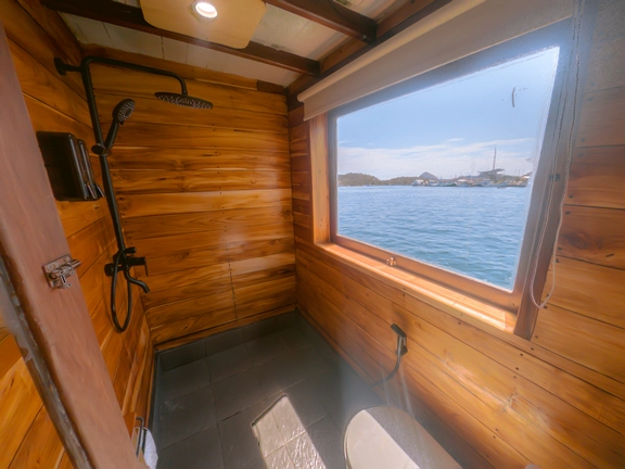 Deluxe Cabin 1