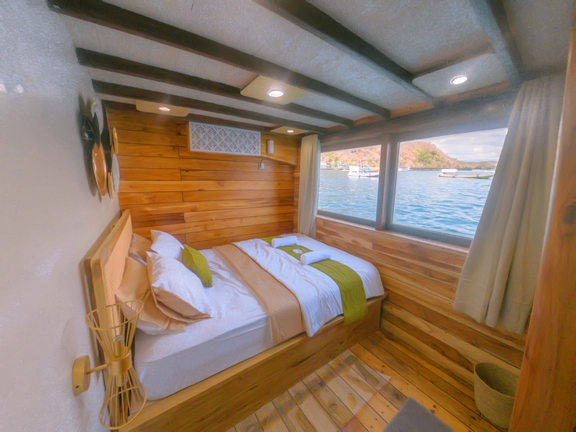 Deluxe Cabin 1