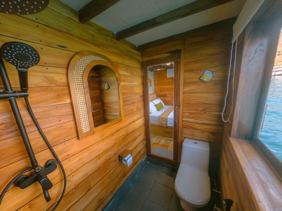 Deluxe Cabin 1