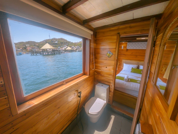 Deluxe Cabin 2