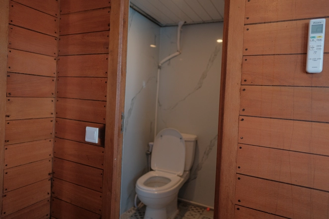 Deluxe Cabin 2