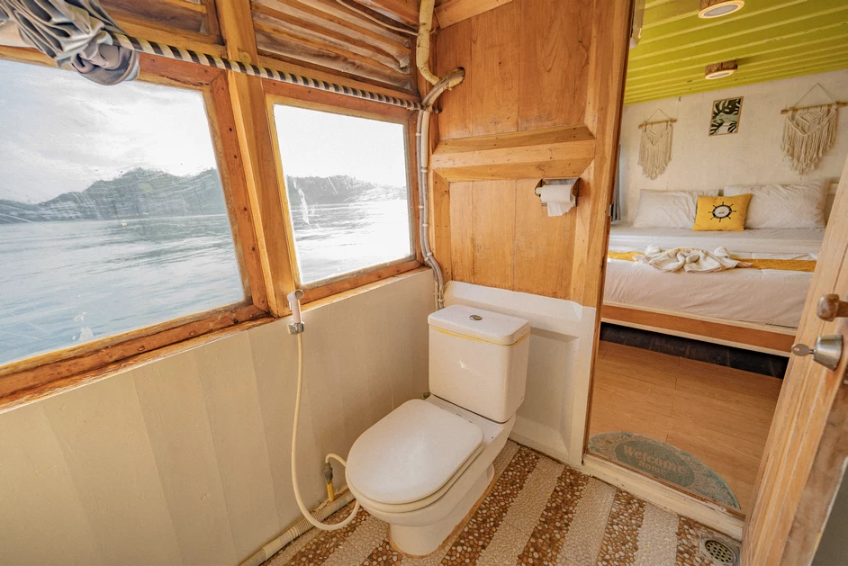 Full Ocean Cabin 1