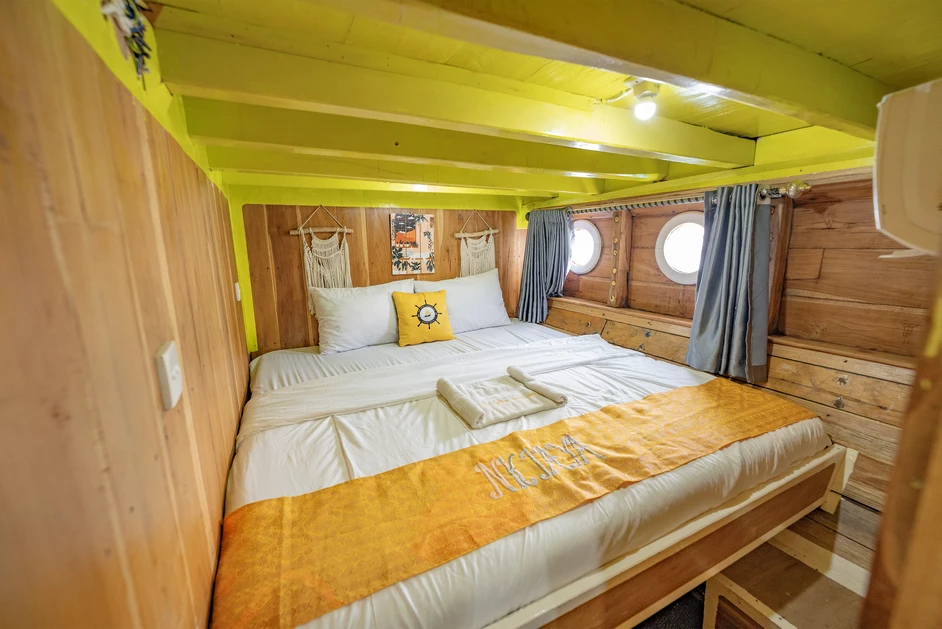 Superior Cabin 2