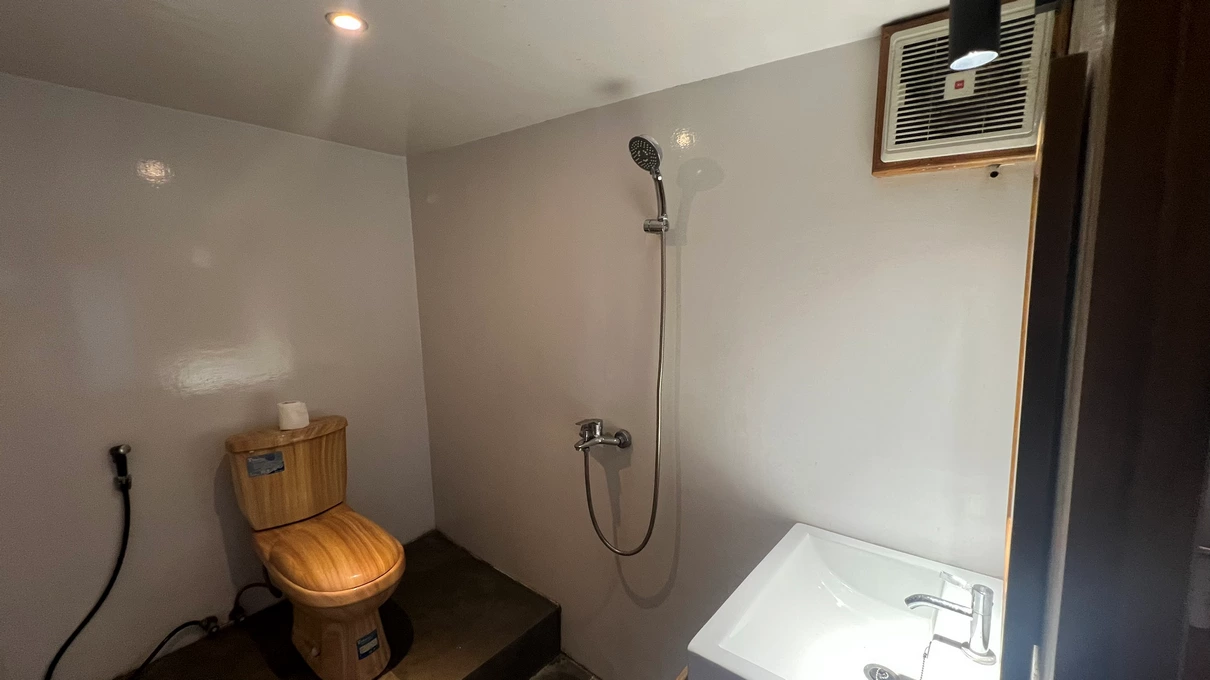 Master Cabin 1