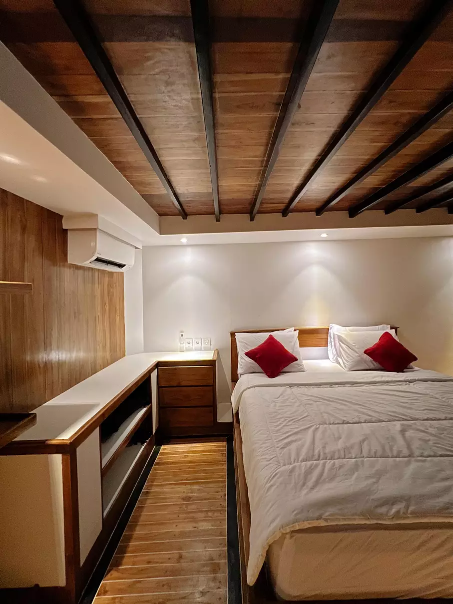 Master Cabin 2