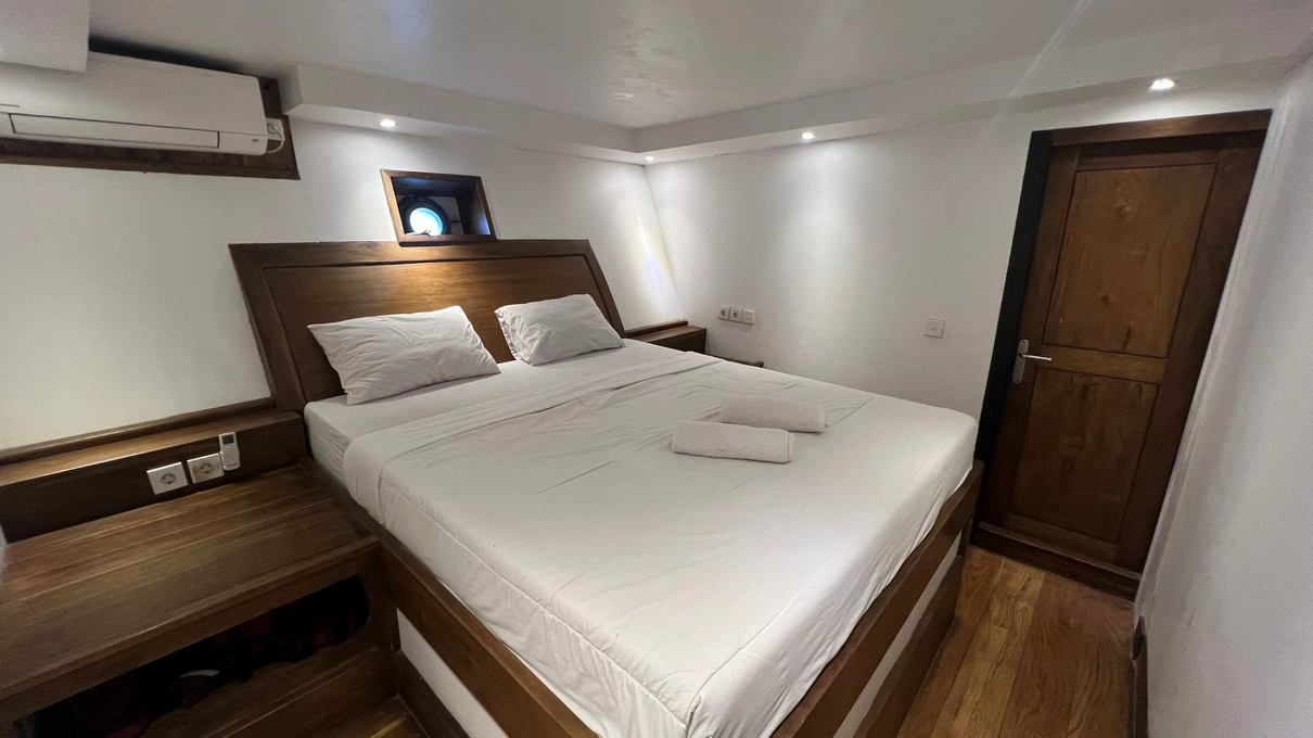 Superior Cabin 2