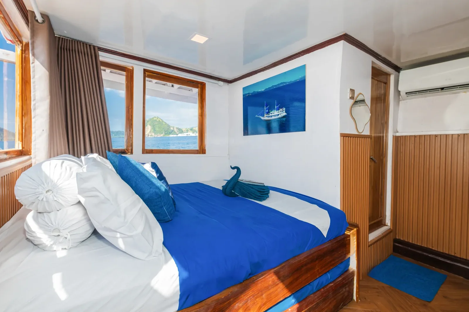 Deluxe Cabin (Deluxe Cabin 1 - Deluxe Cabin 3)