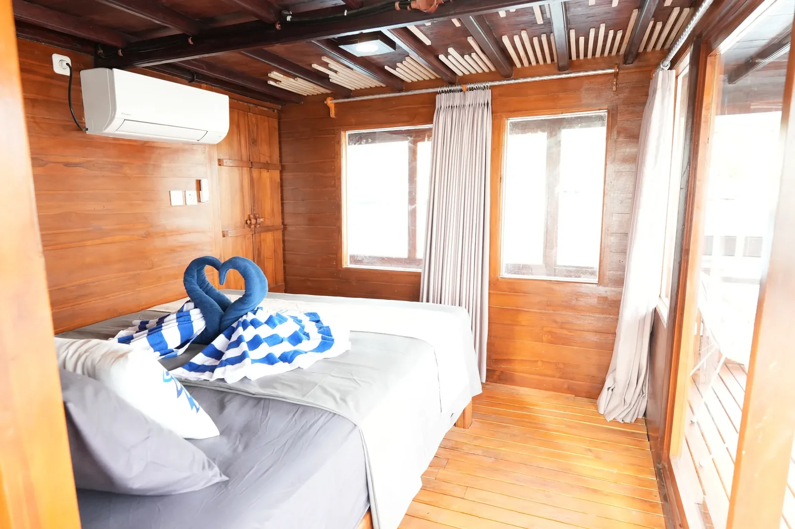 Gayatri Cabin