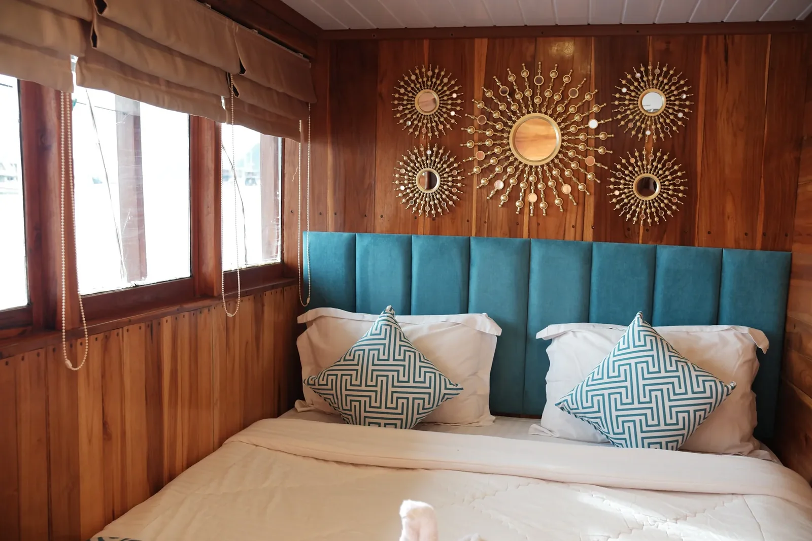 Deluxe Cabin