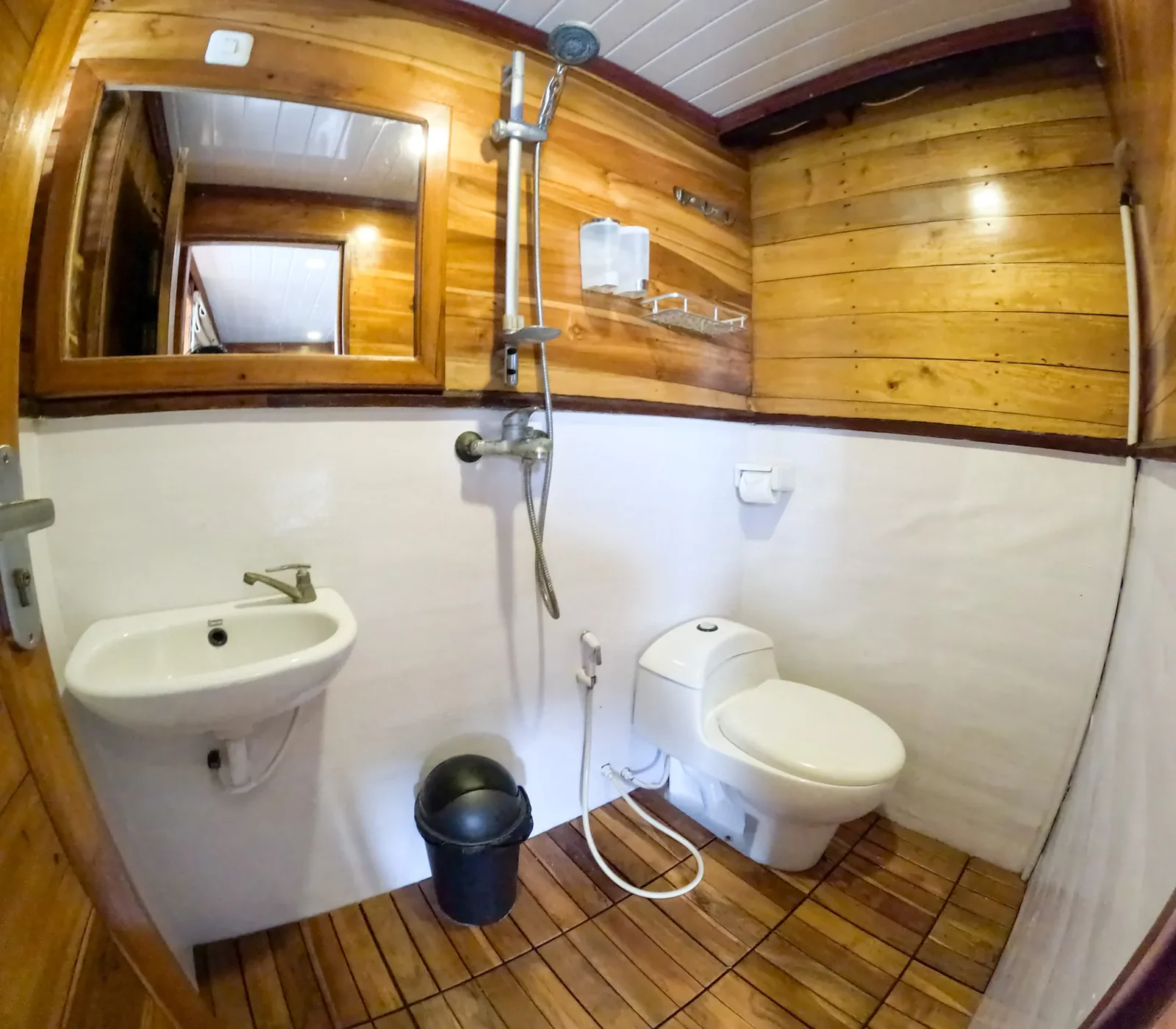 Deluxe Cabin