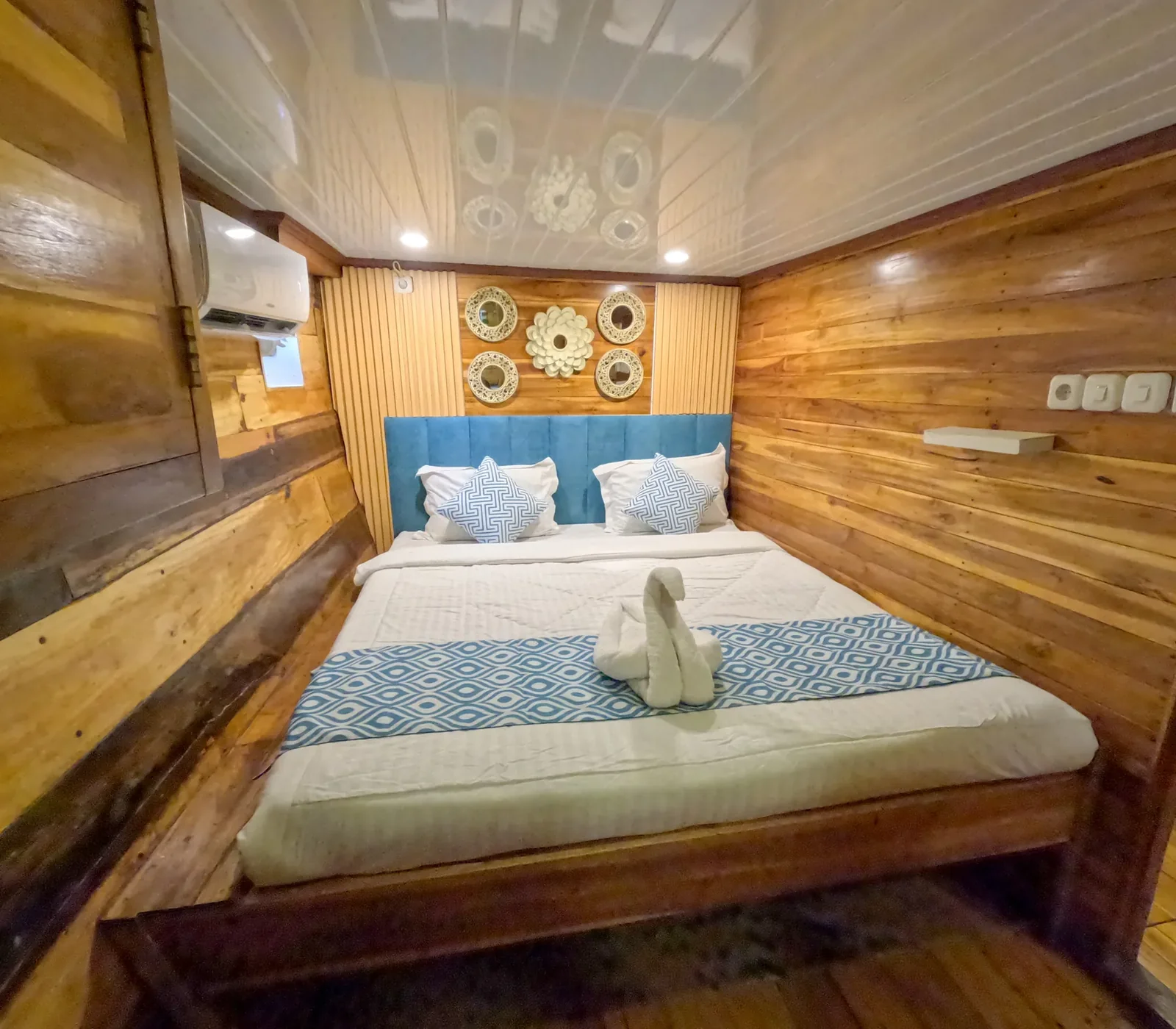 Superior Cabin