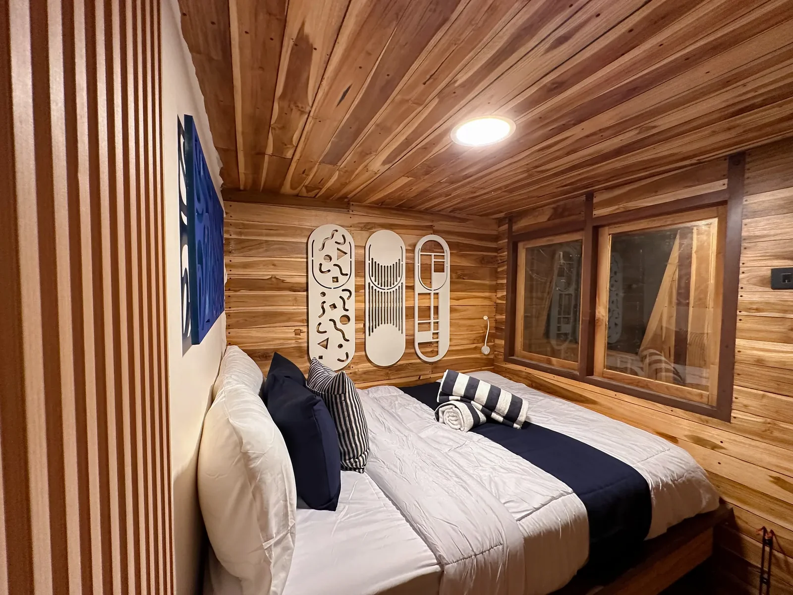 Azure Cabin