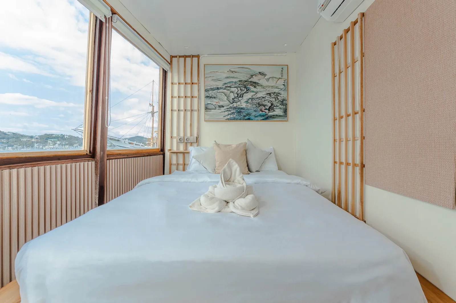 Signature Cabin