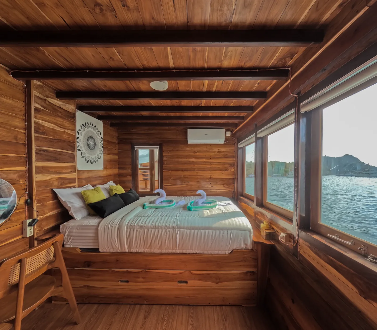 Deluxe Cabin