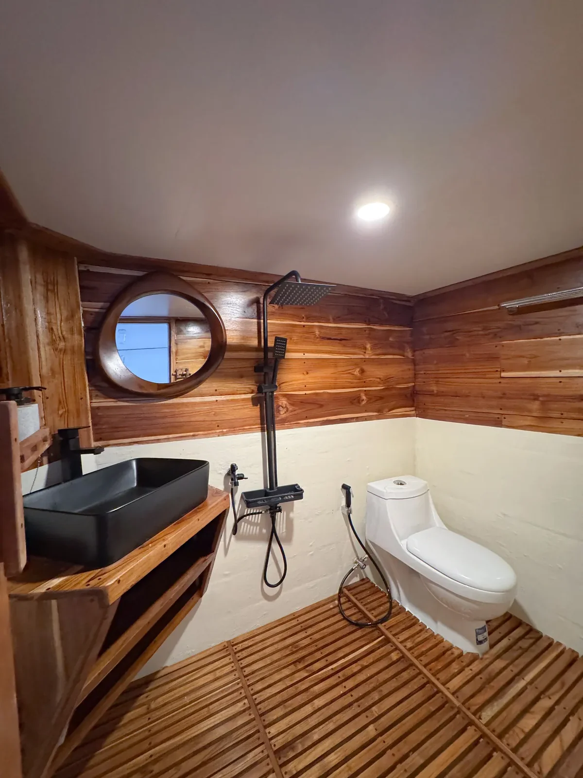 Earth Cabin