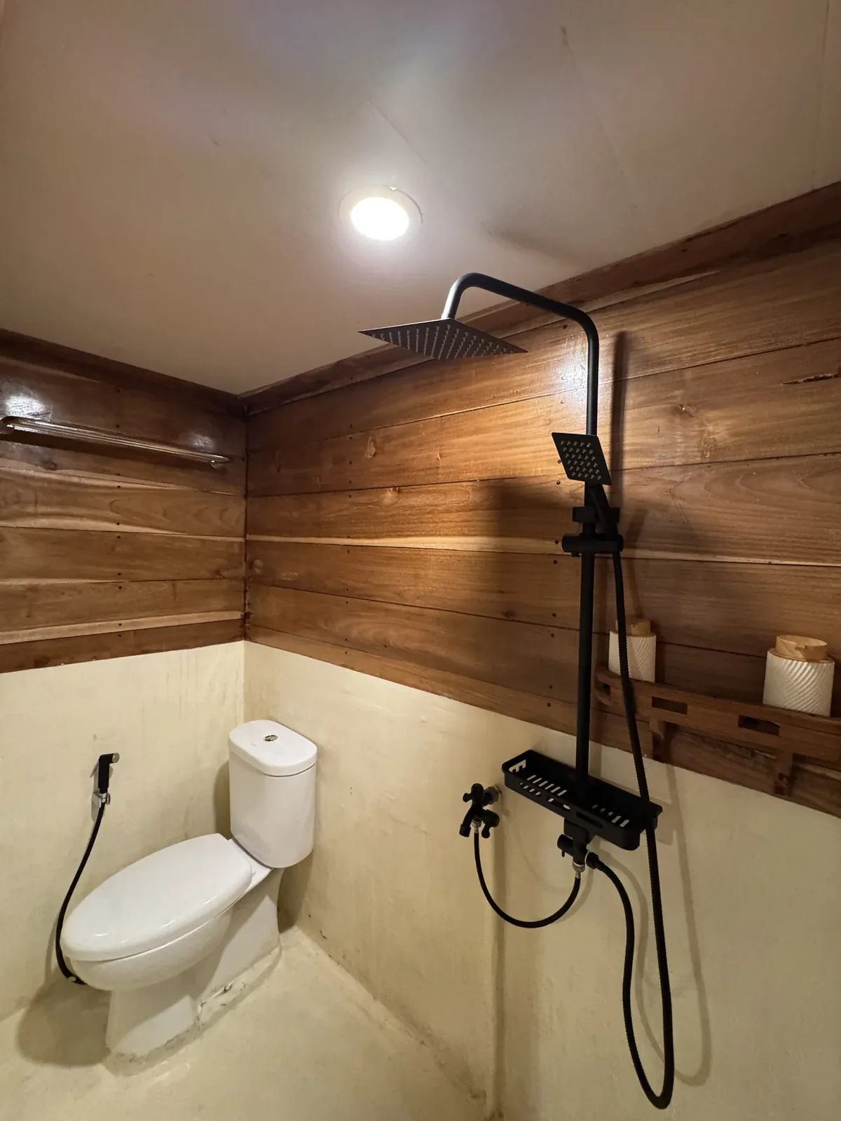 Lynx Cabin